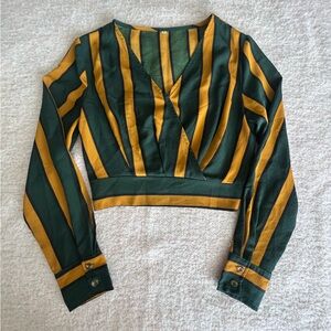 Adorable crop top for sale. Good condition, no rips or stains.